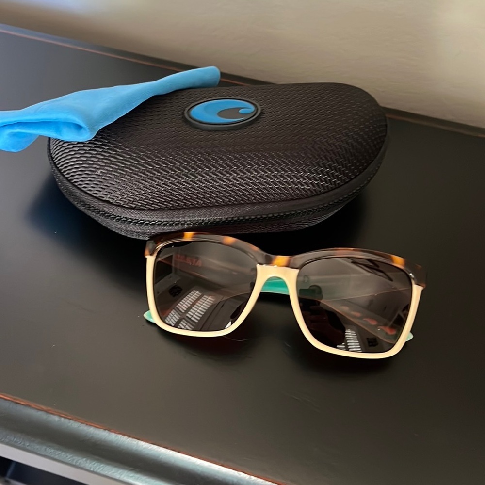 Costa Tortoise and Cream Sunglasses